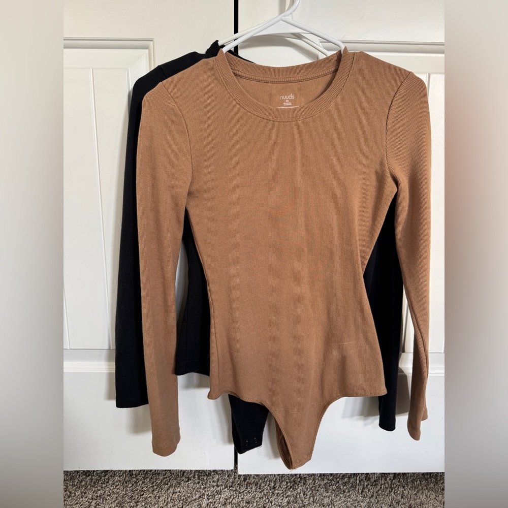 Nuuds set of two ribbed bodysuits size XS